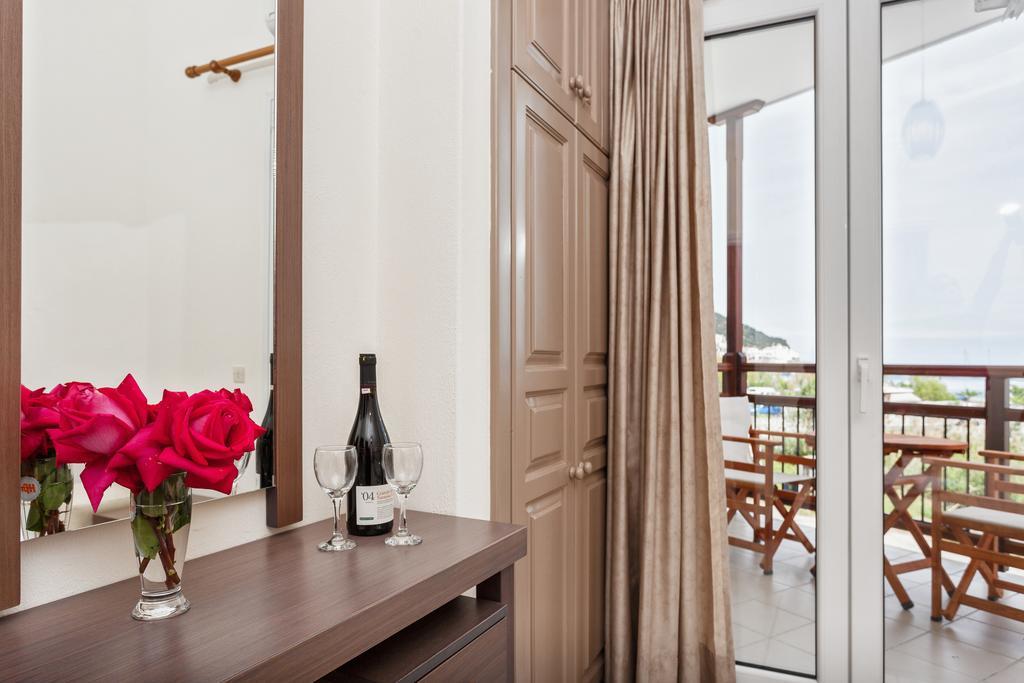 Akti Fine Rooms Skopelos Eksteriør billede