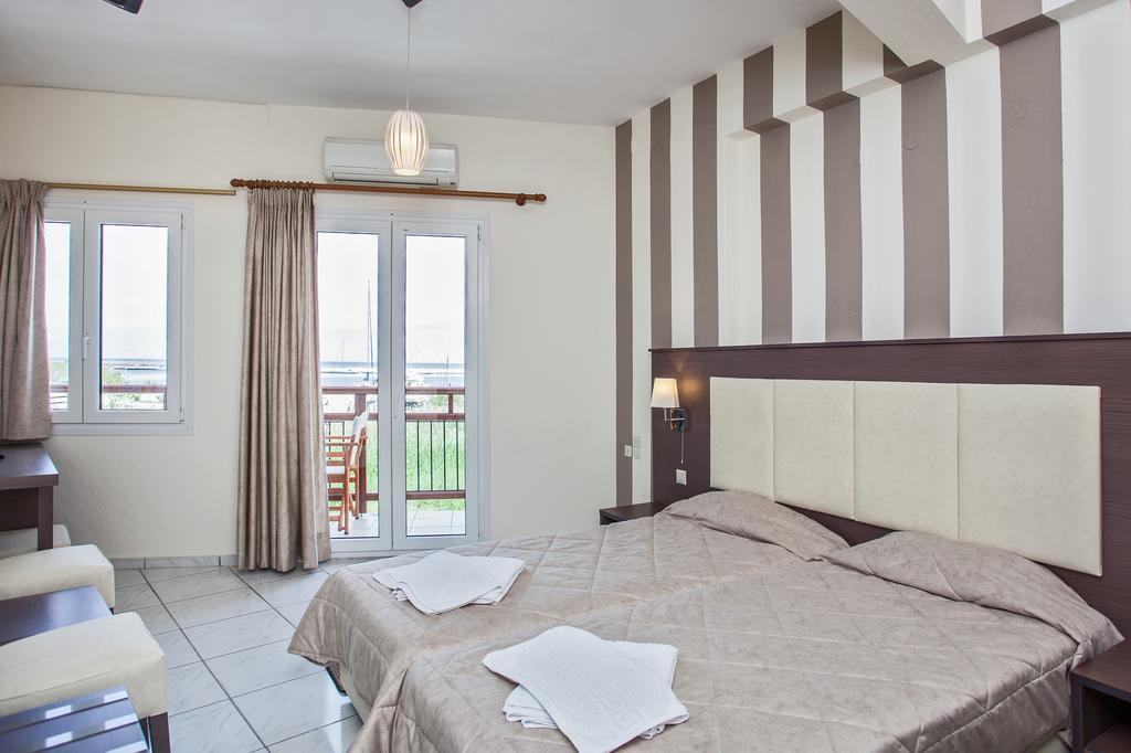 Akti Fine Rooms Skopelos Værelse billede